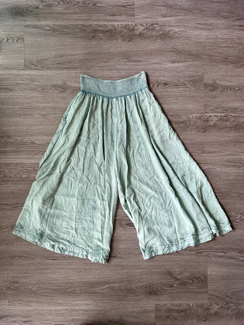 Blue Sky  Size S Bottoms