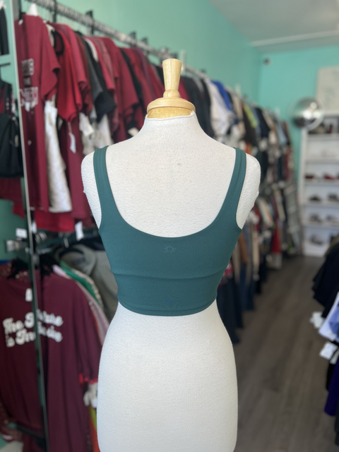Aerie  Size M Tops