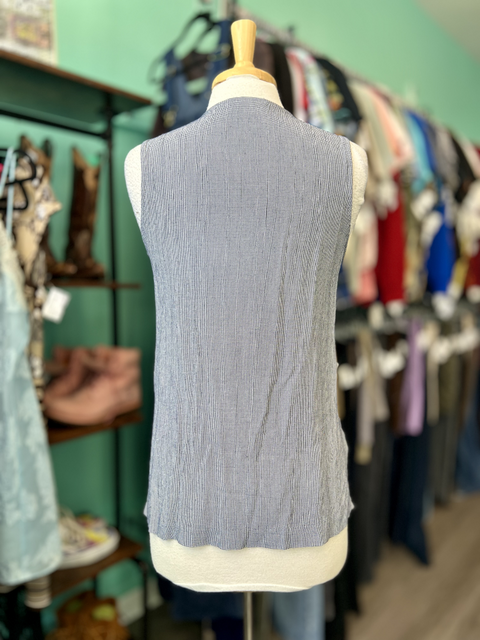 inclinations  Size M Tops