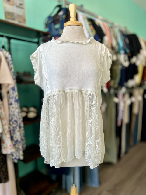 Kimchi Blue  Size M Tops