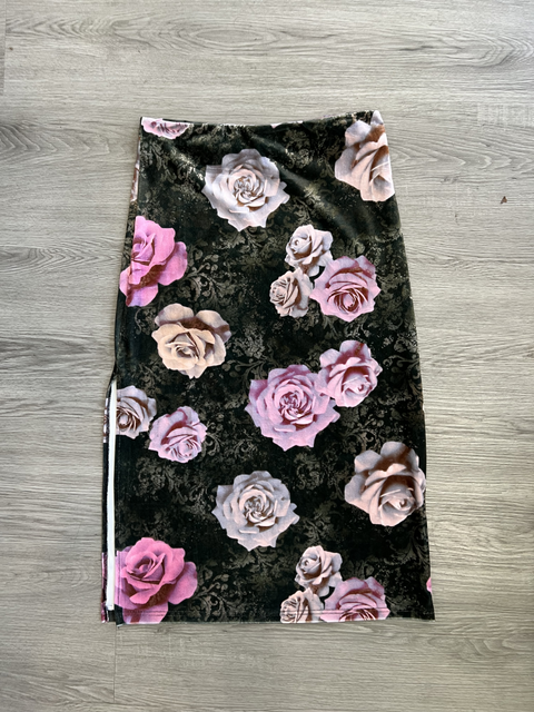 Delia's  Size M Bottoms