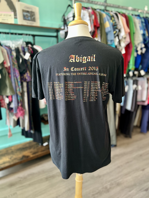 Gildan  Size XL Top