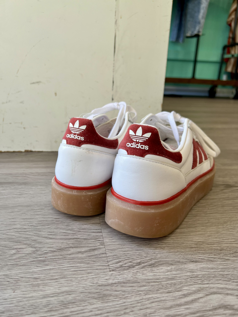 ADIDAS  Size 9 Shoes