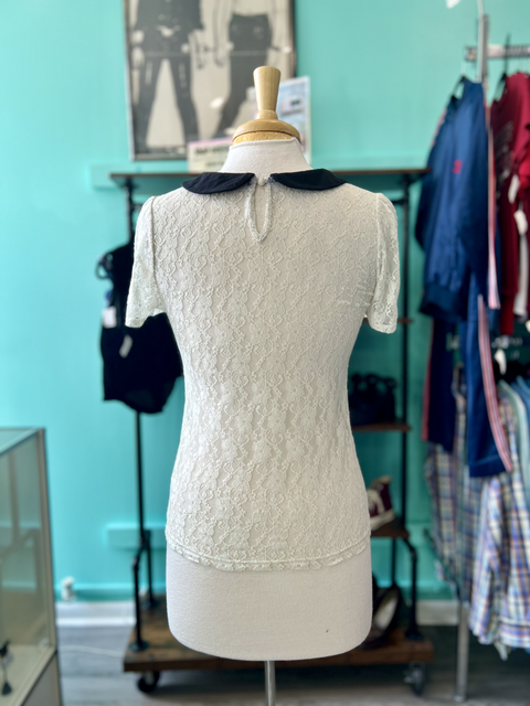 Speechless  Size S Tops