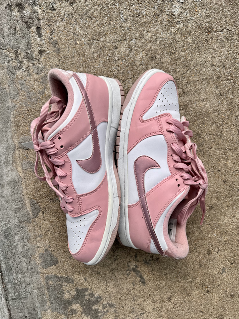 Nike  Size 8.5 Shoes