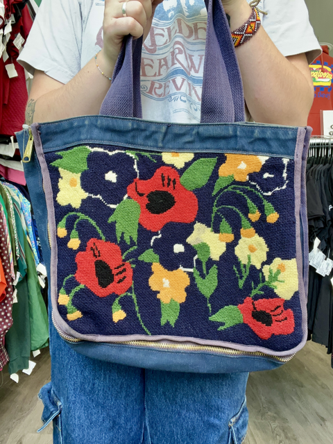 No Tag  Size L Bag
