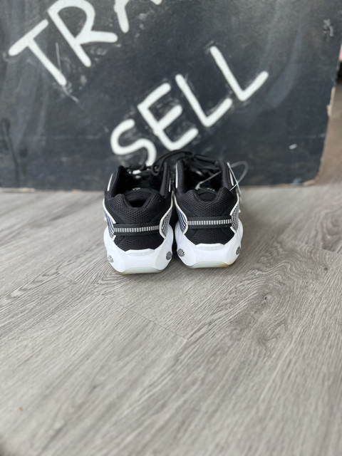 Nike  Size 11 Shoes