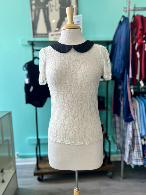 Speechless  Size S Tops