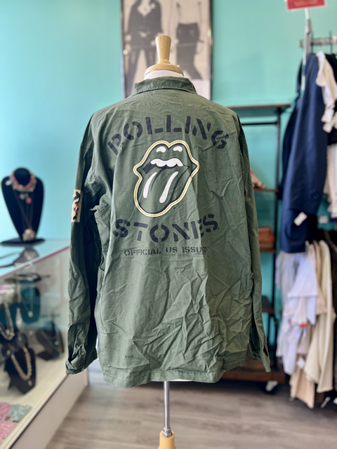 Official Licensed Product  Size L Top