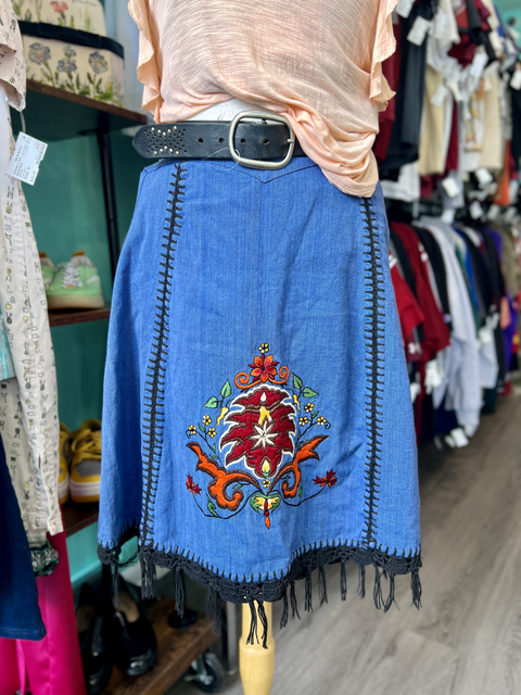 Kathmandu  Size S Bottoms
