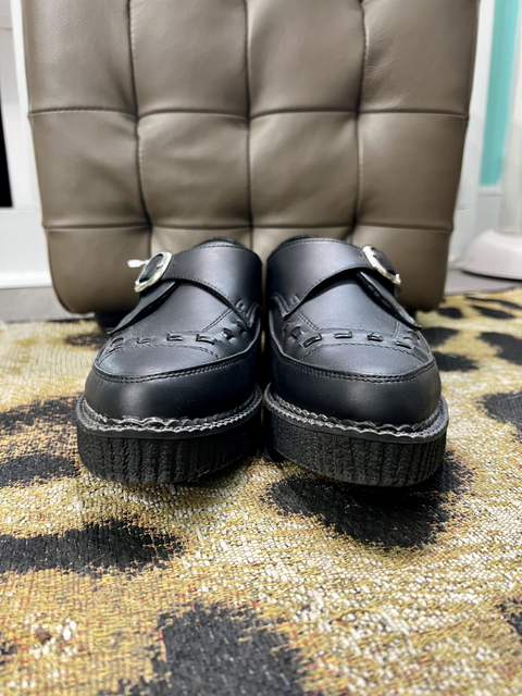 TUK  Size W9/M7 Shoes