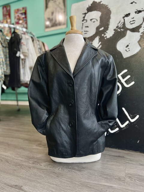 East 5th  Size XL Tops