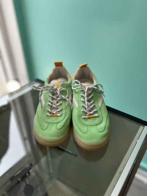 Oncept  Size 8 Shoes