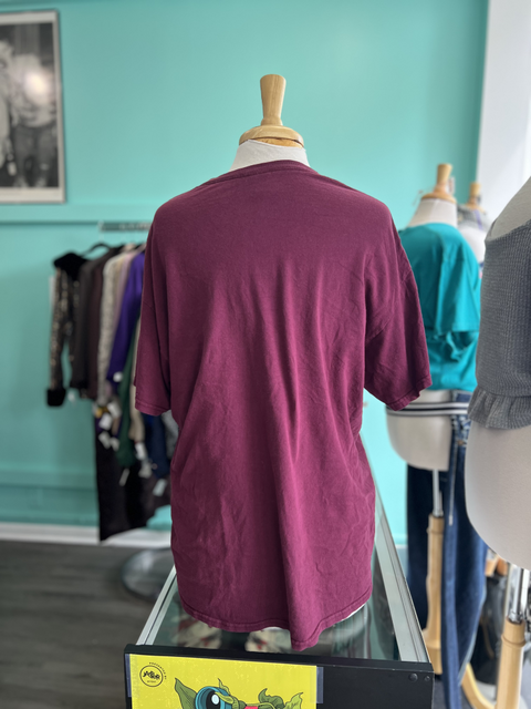 Gildan  Size XL Top