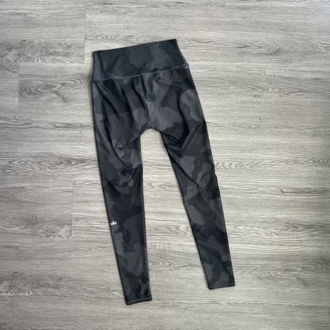 ALO  Size M Bottoms