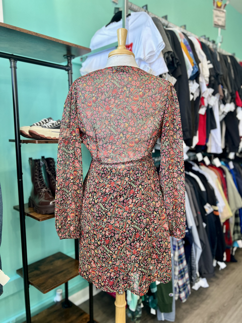 Urban Outfitters  Size M Dresses