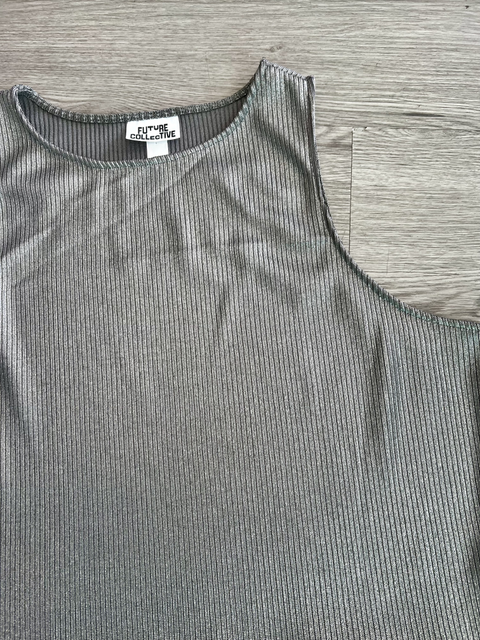 Future Collective  Size XXL Tops