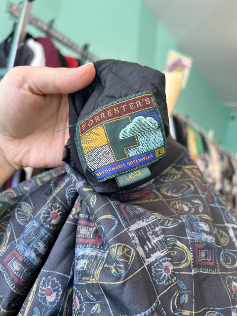 Forester's  Size L Tops
