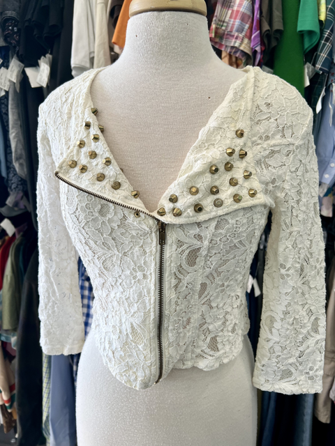 ALMOST FAMOUS  Size L Tops