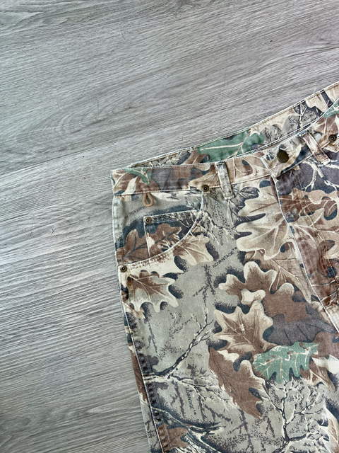Wrangler  Size 32 Bottoms