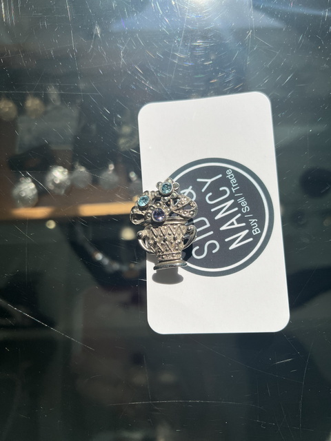 Brooch