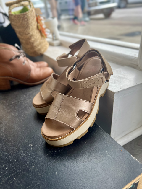 Sorel  Size 6/6.5 Shoes