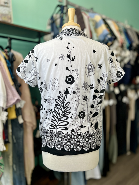Lemon Grass  Size L Tops