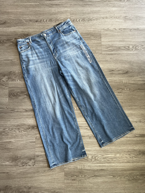 American Eagle  Size 18 Bottoms