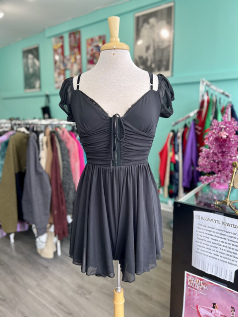 Urban Outfitters  Size M Dresses