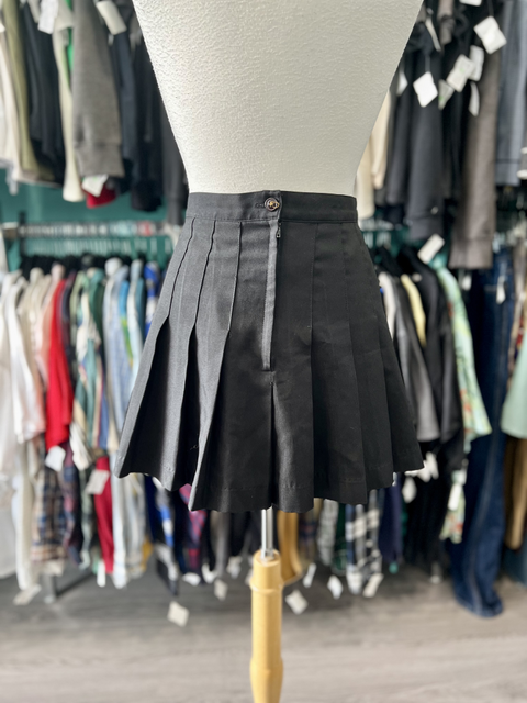 Court Casuals  Size 10 Bottoms