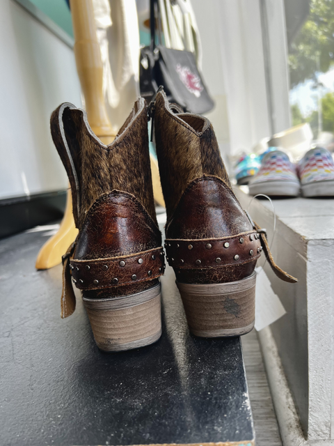 Sterling River  Size 8 Shoes