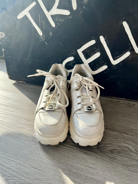 Buffalo London  Size 36 EUR/5.5 w Shoes