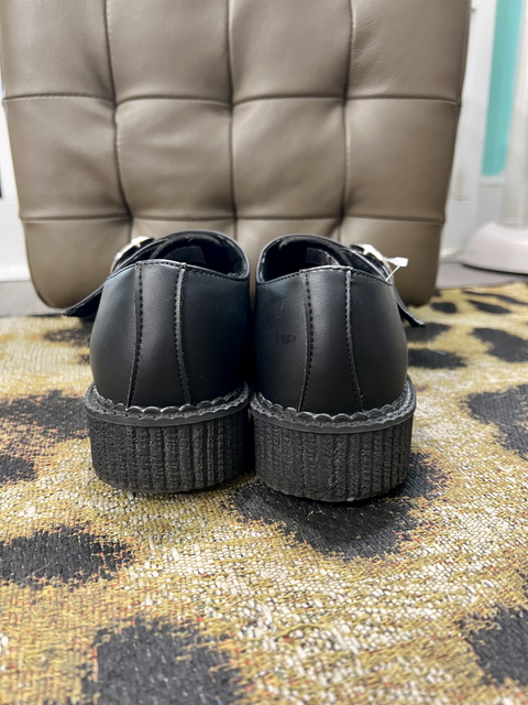 TUK  Size W9/M7 Shoes