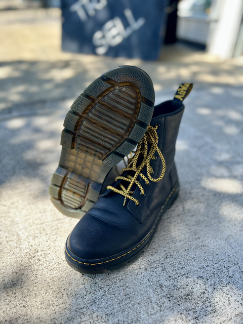 Dr. Martens  Size M10/W11 Shoes