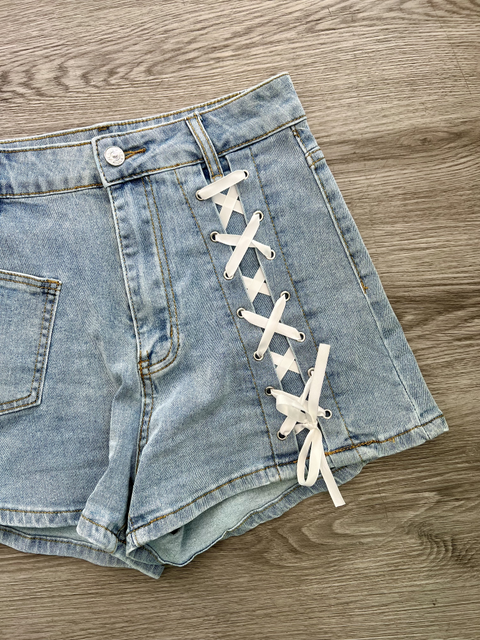 Size M Bottoms