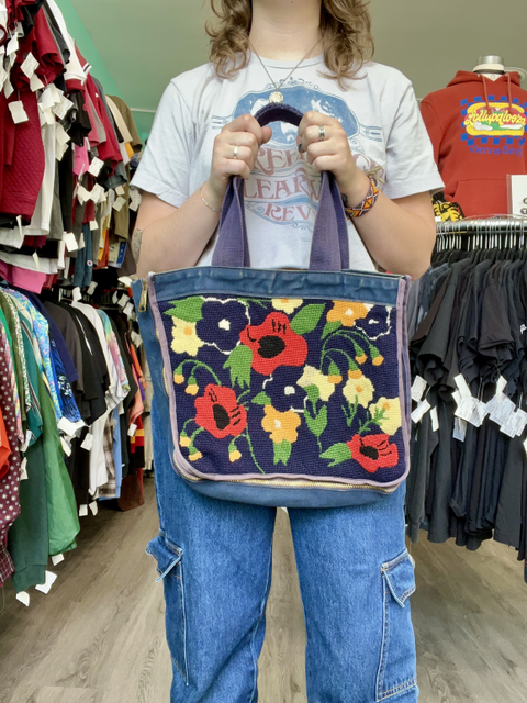 No Tag  Size L Bag