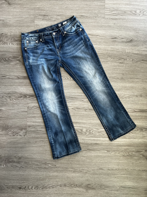 Miss Me  Size 33 Bottoms