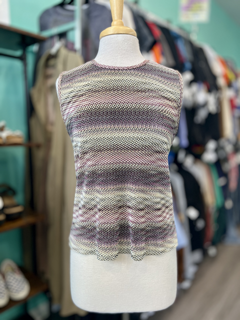 La Pleat  Size XL Tops