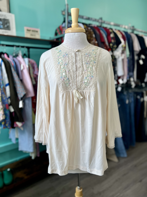 Sears Vintage  Size M Tops