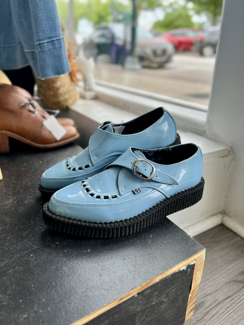 TUK  Size W9/M7 Shoes