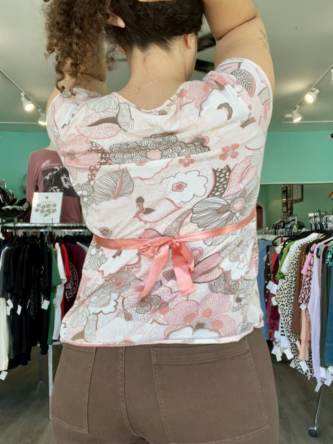 Old Navy  Size L Tops