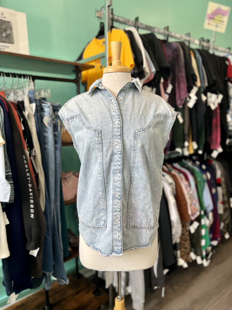 Wild Fable  Size XS Tops