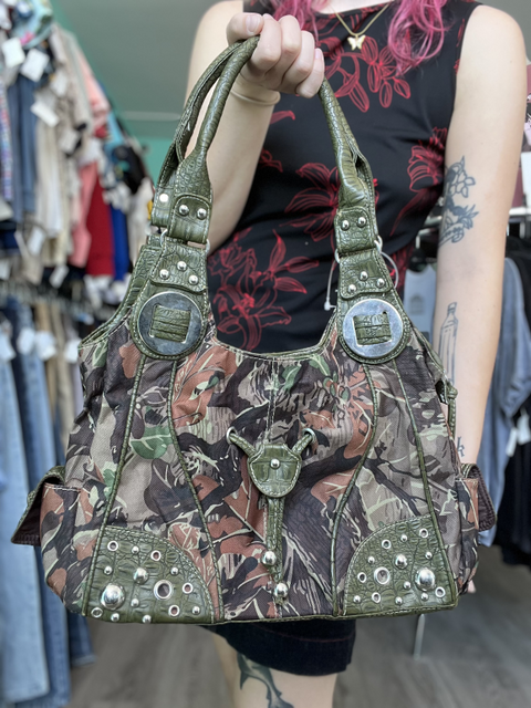 No Tag  Size L Bag