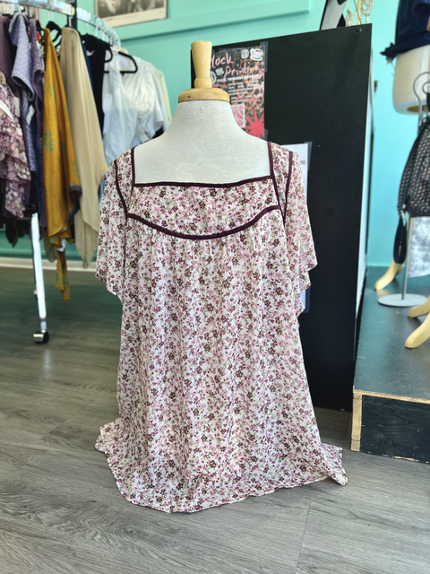 Torrid  Size 5 Top