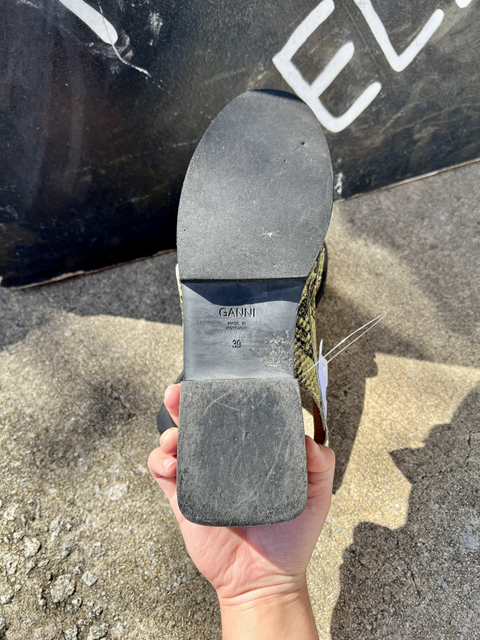 Gianni  Size 8.5 Shoes