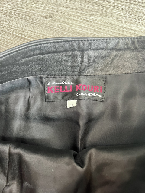 Kelli Kouri  Size 7/8 Bottoms