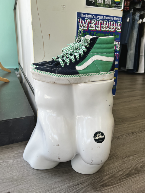 Vans  Size M9.5/w11 Shoes