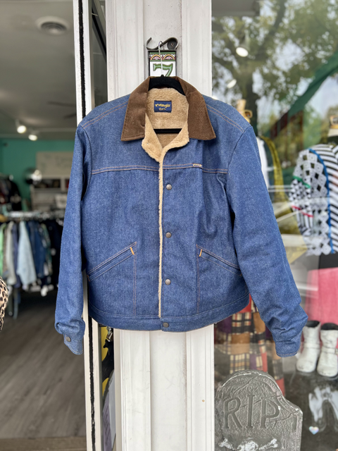 Wrangler  Size M Tops