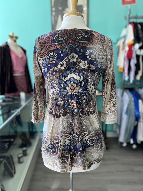 one world  Size S Tops