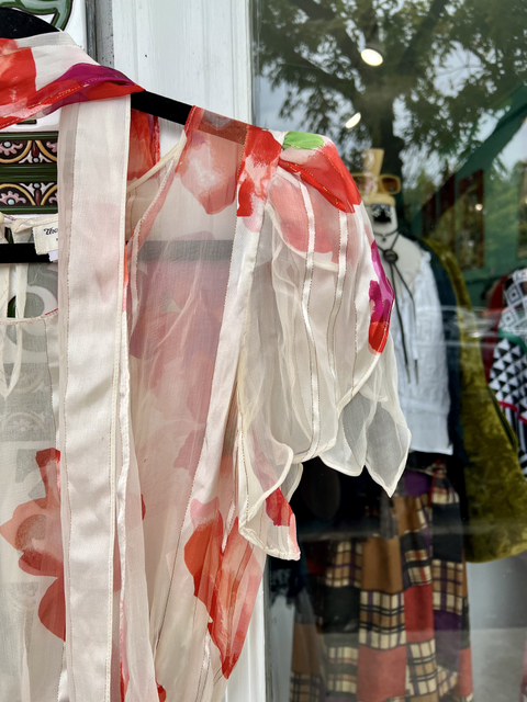 The Silk Farm  Size 8 Dresses
